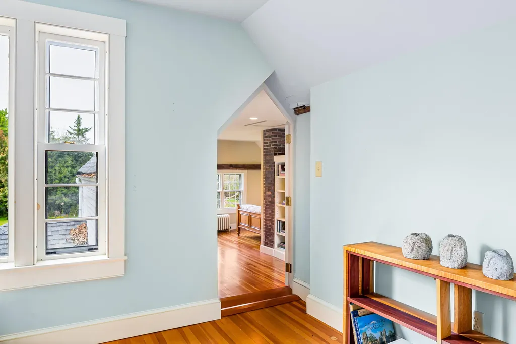 399 Main Street Thomaston ME 04861