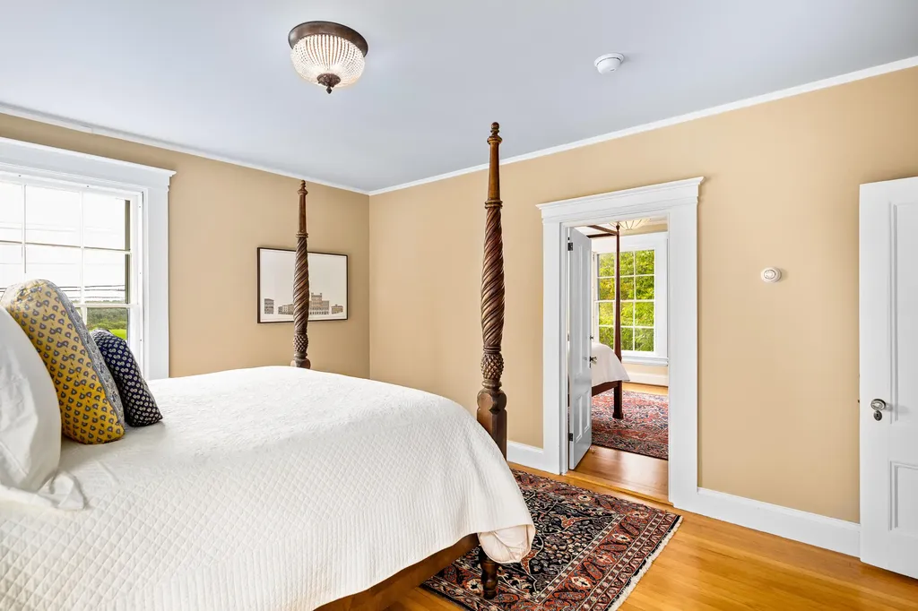399 Main Street Thomaston ME 04861