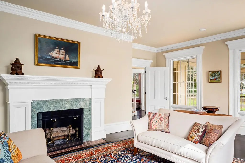 399 Main Street Thomaston ME 04861