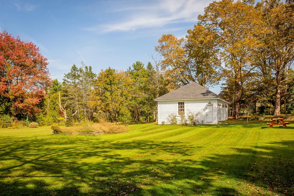 399 Main Street Thomaston ME 04861