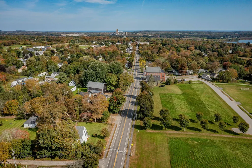 399 Main Street Thomaston ME 04861