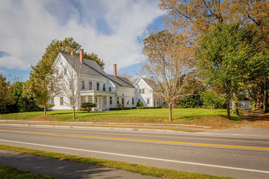 399 Main Street Thomaston ME 04861