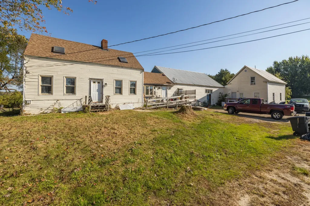 1306-1308 Long Plains Road Buxton ME 04093