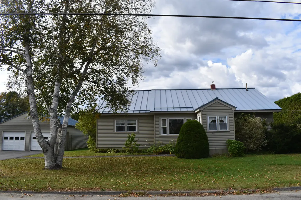 230 Madawaska Avenue Pittsfield ME 04967
