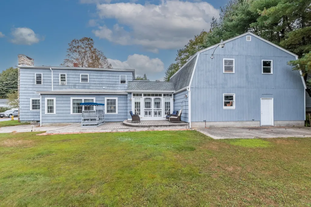 11 Lawn Avenue Saco ME 04072