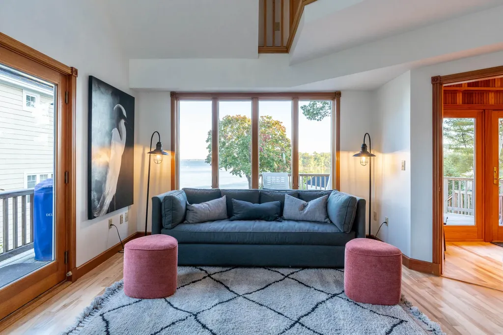 36 Old Mill Road Falmouth ME 04105