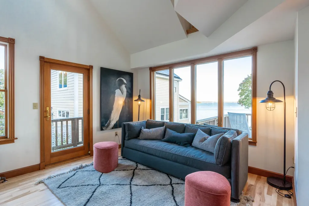 36 Old Mill Road Falmouth ME 04105