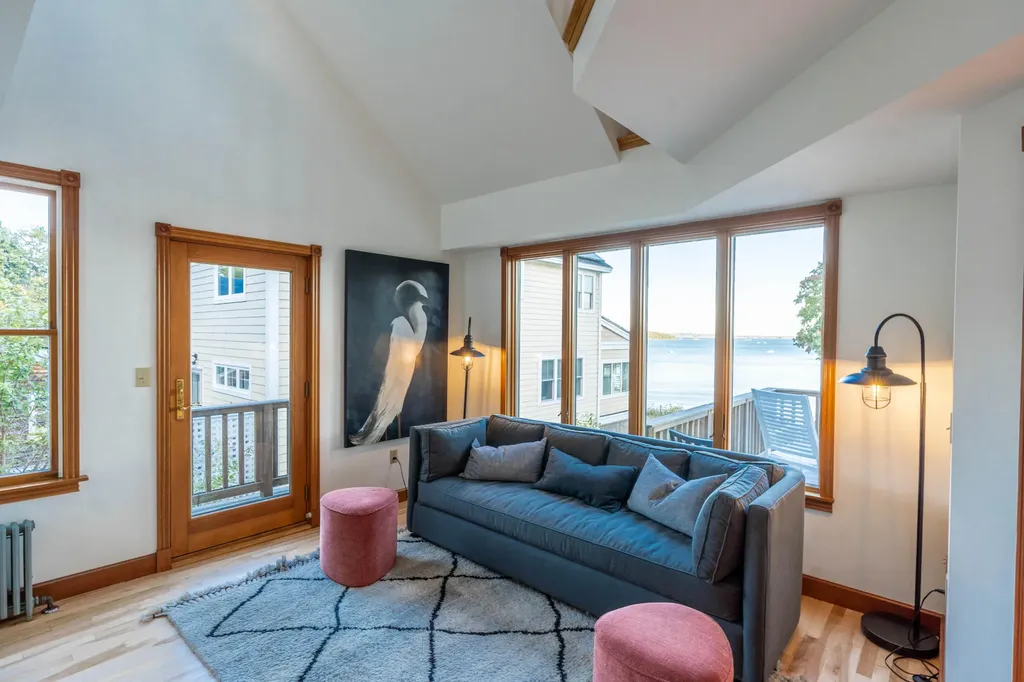 36 Old Mill Road Falmouth ME 04105
