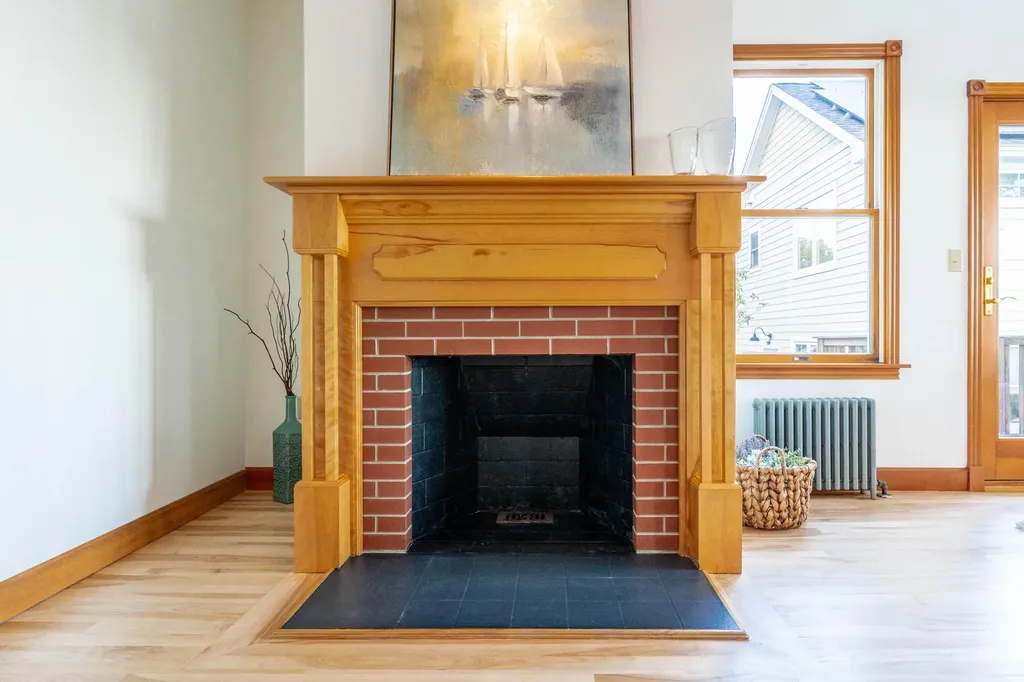 36 Old Mill Road Falmouth ME 04105