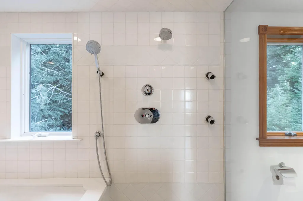 36 Old Mill Road Falmouth ME 04105