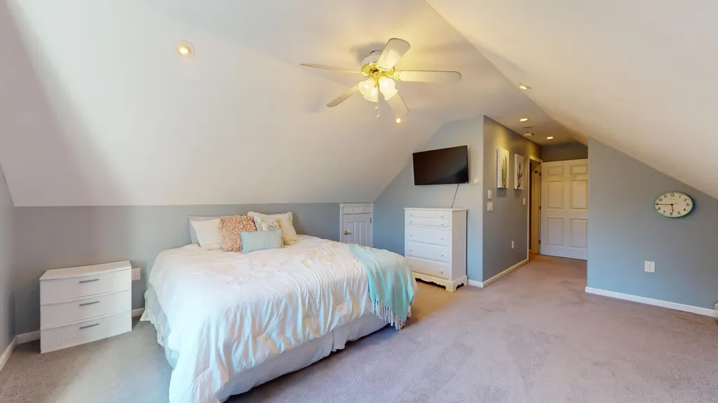 931 Old Danville Road Auburn ME 04210