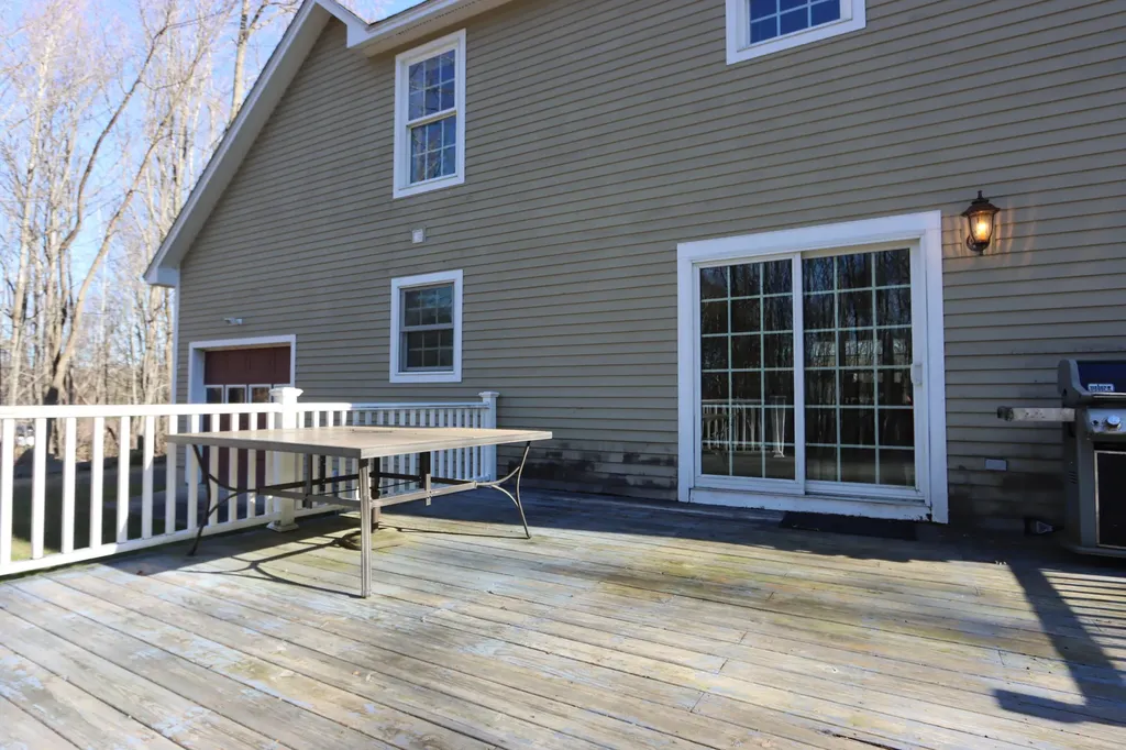 931 Old Danville Road Auburn ME 04210