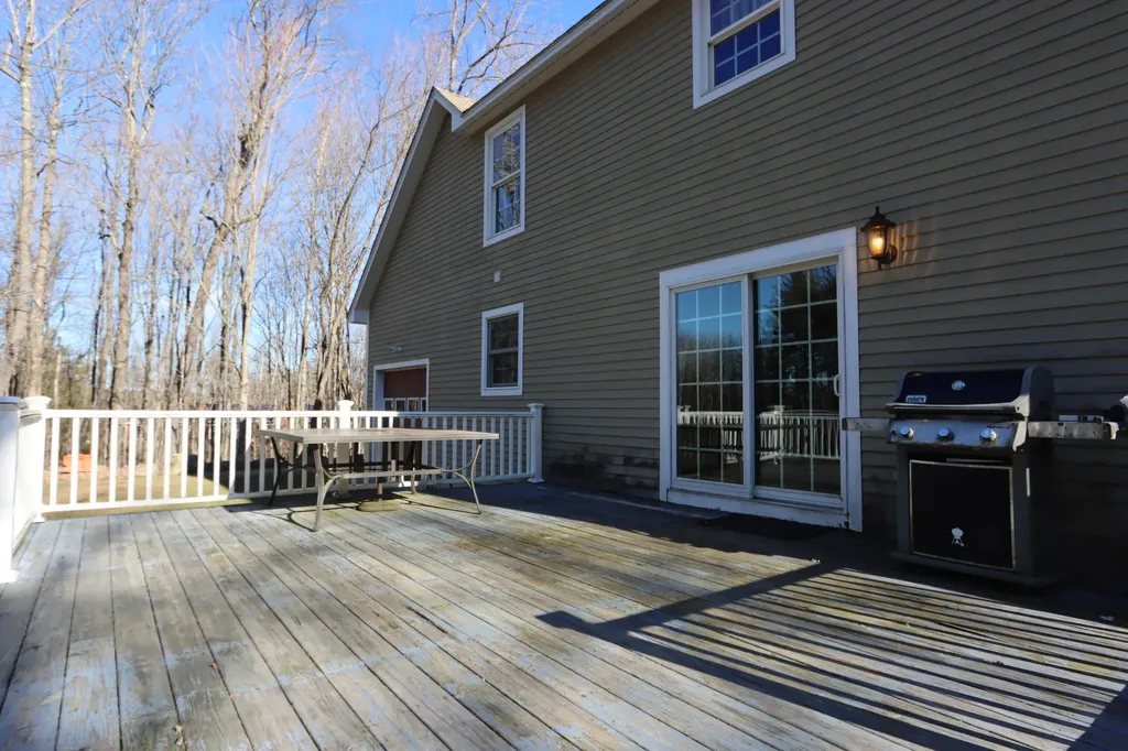 931 Old Danville Road Auburn ME 04210