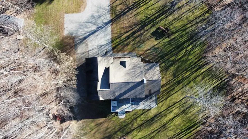 931 Old Danville Road Auburn ME 04210