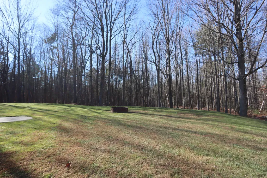 931 Old Danville Road Auburn ME 04210