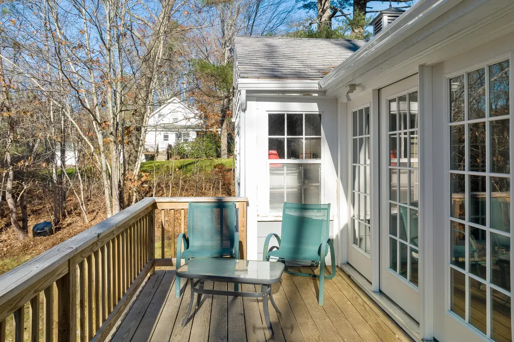 302 Townsend Avenue Boothbay Harbor ME 04538