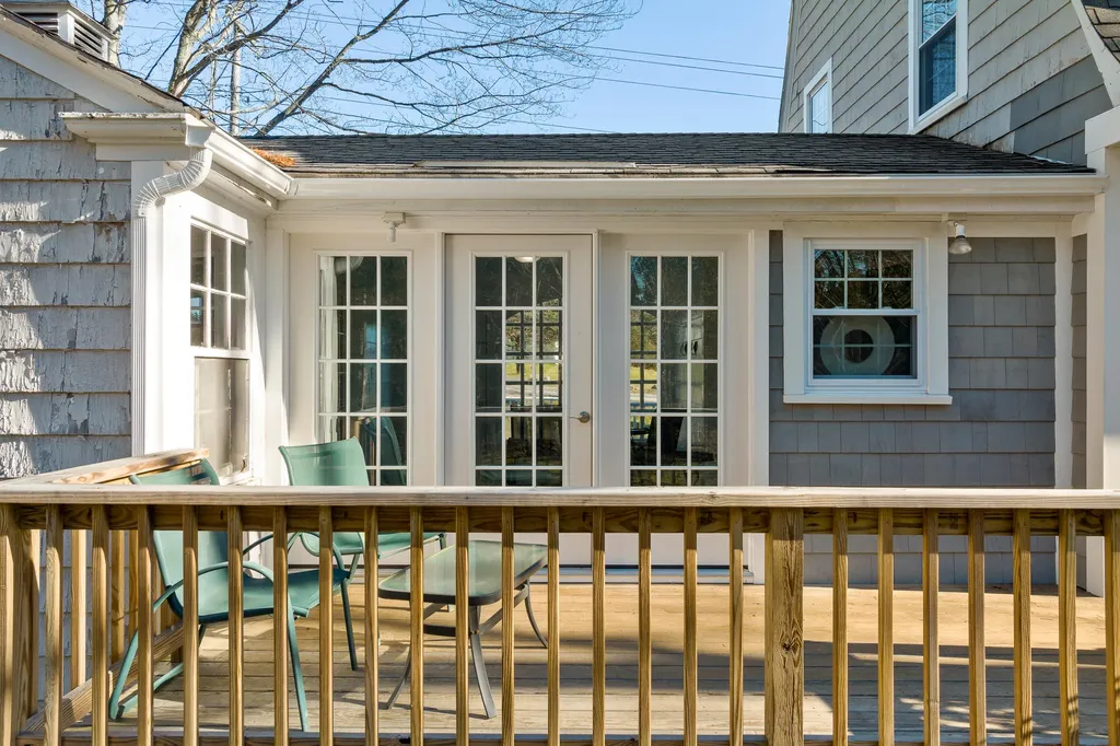 302 Townsend Avenue Boothbay Harbor ME 04538