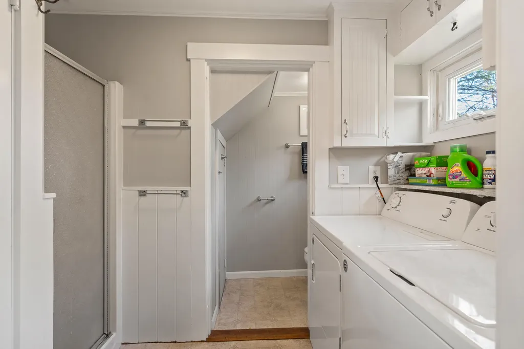 302 Townsend Avenue Boothbay Harbor ME 04538