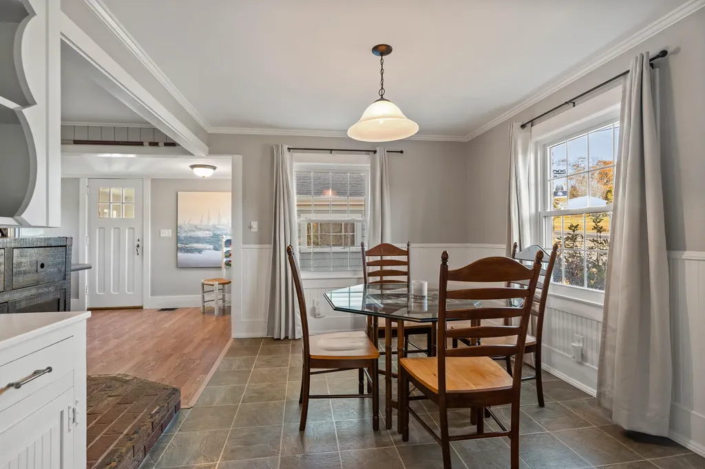 302 Townsend Avenue Boothbay Harbor ME 04538