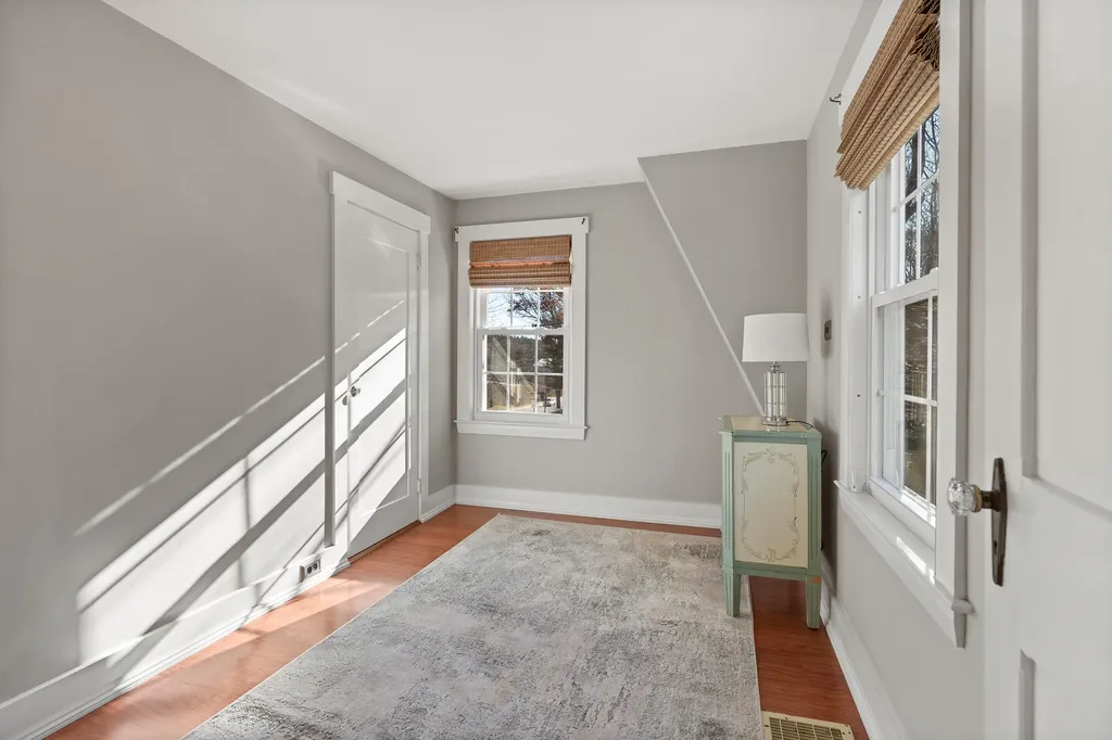 302 Townsend Avenue Boothbay Harbor ME 04538