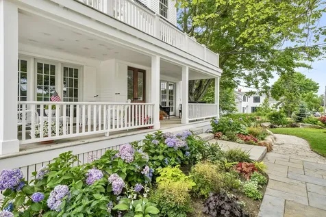 15 Langsford Road Kennebunkport ME 04046
