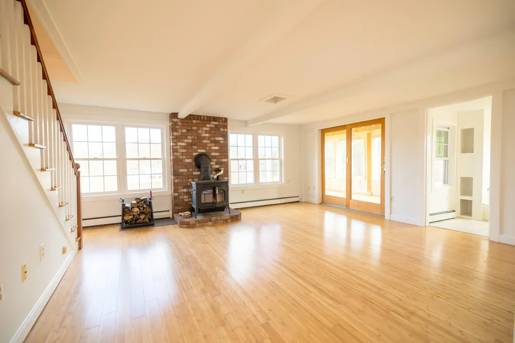 101 Chute Road Windham ME 04062