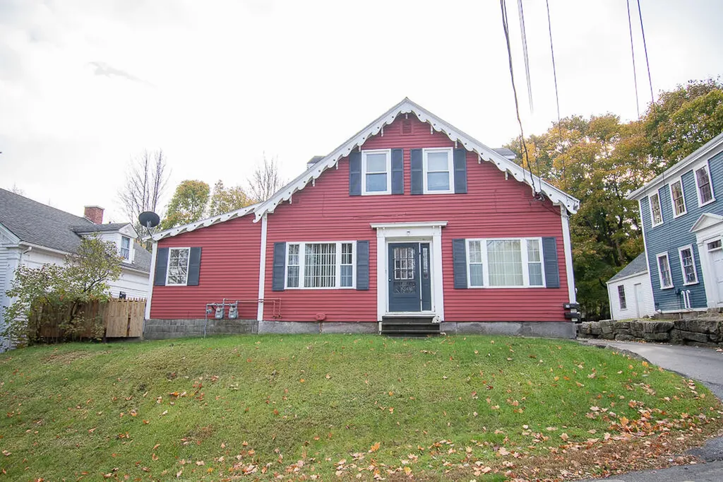 16 Academy Street Hallowell ME 04347