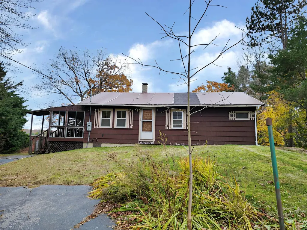 65 Summer Street Hampden ME 04444