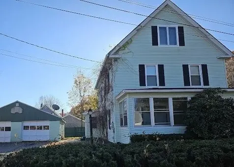 2 West Street Sanford ME 04073