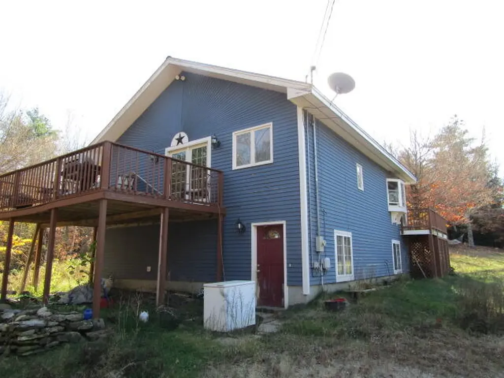 127 Ledge Hill Road Bowdoin ME 04287