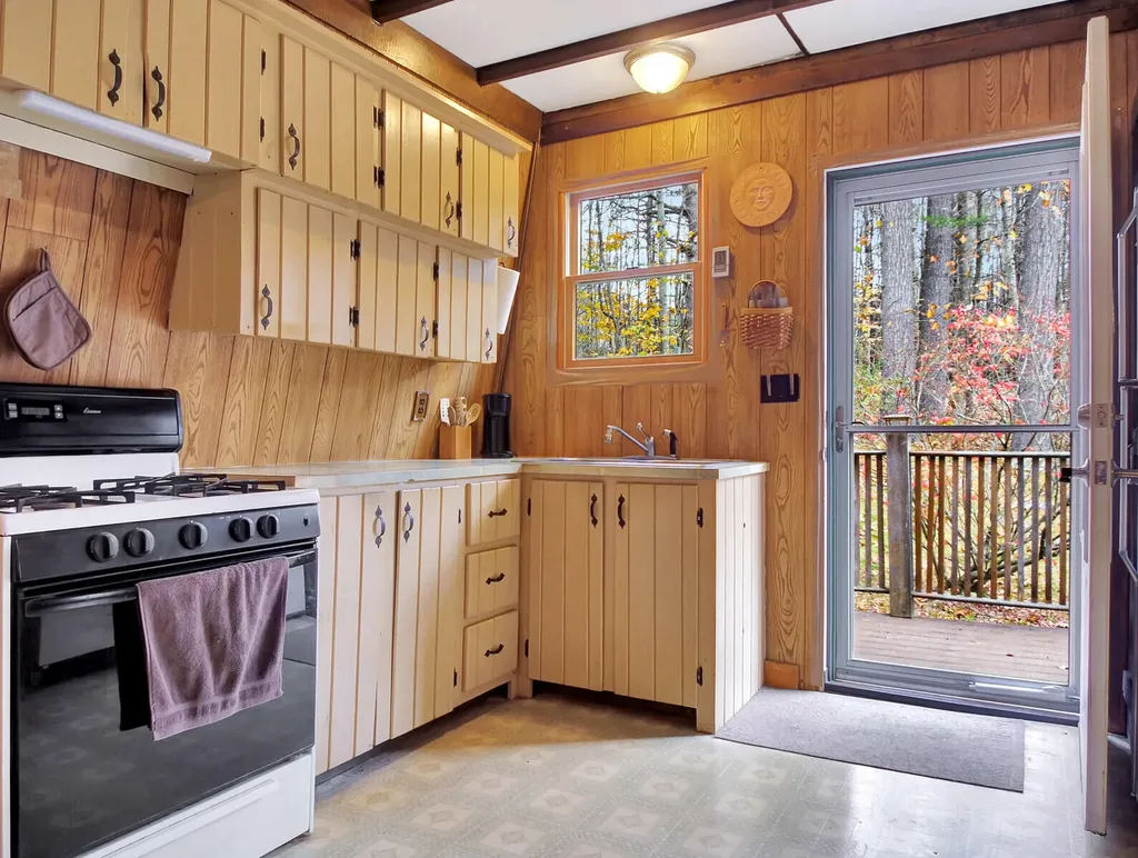 189 Augusta Road Rome ME 04963