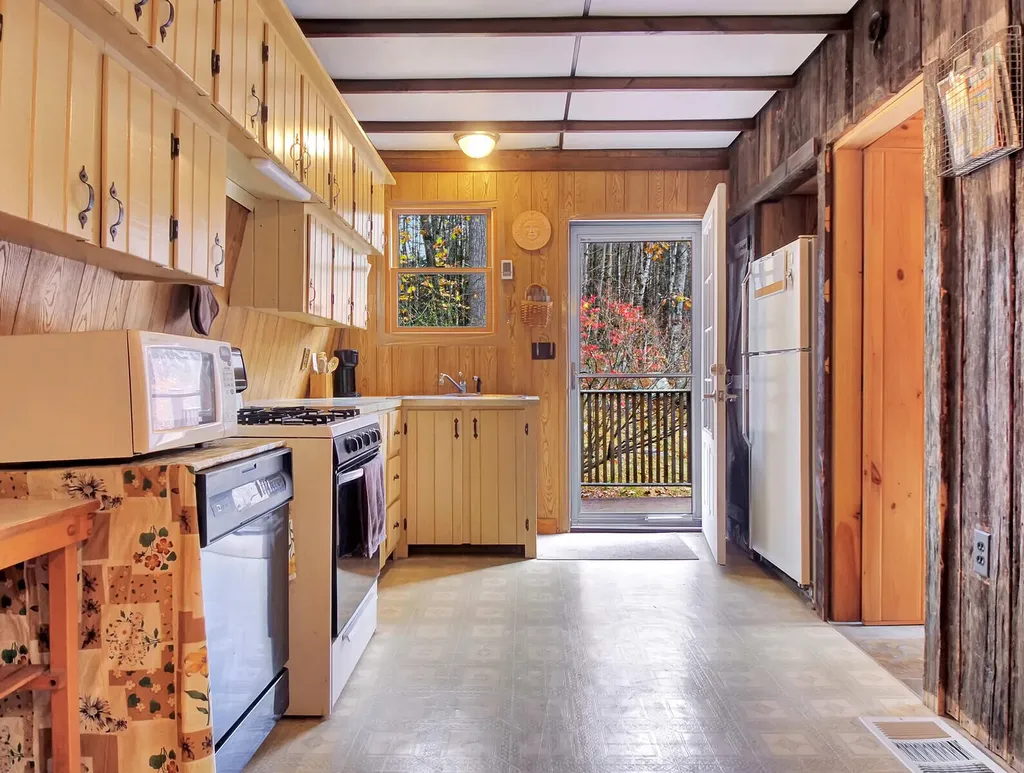 189 Augusta Road Rome ME 04963
