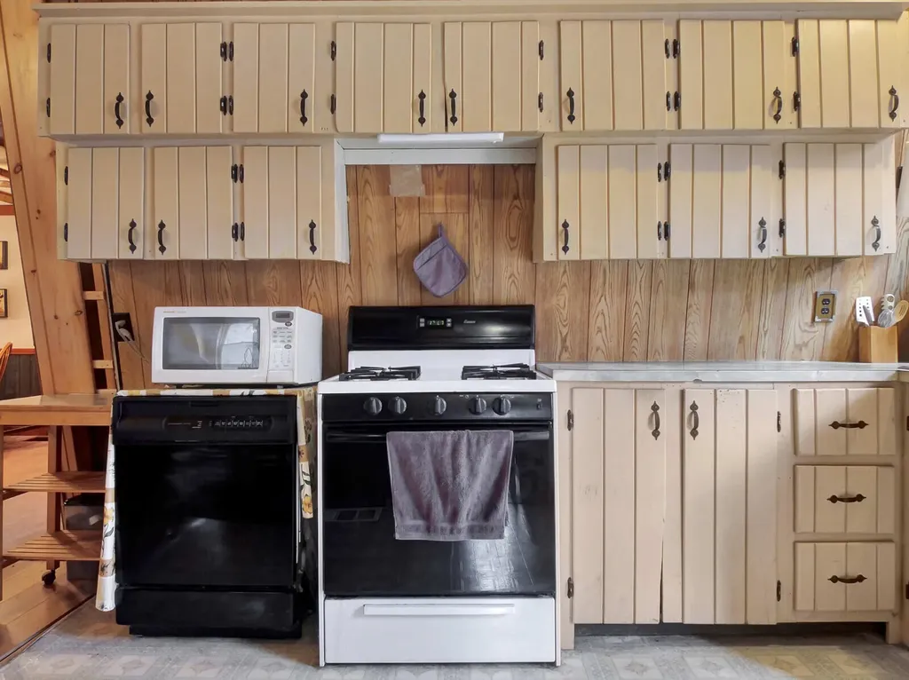 189 Augusta Road Rome ME 04963