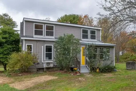 24 Old Portland Road Auburn ME 04210