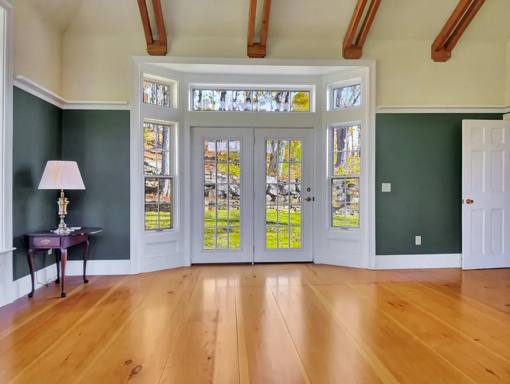 11 Old Kents Hill Road Readfield ME 04355
