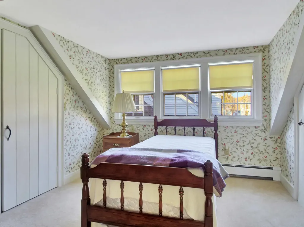 11 Old Kents Hill Road Readfield ME 04355