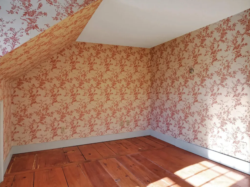 11 Old Kents Hill Road Readfield ME 04355