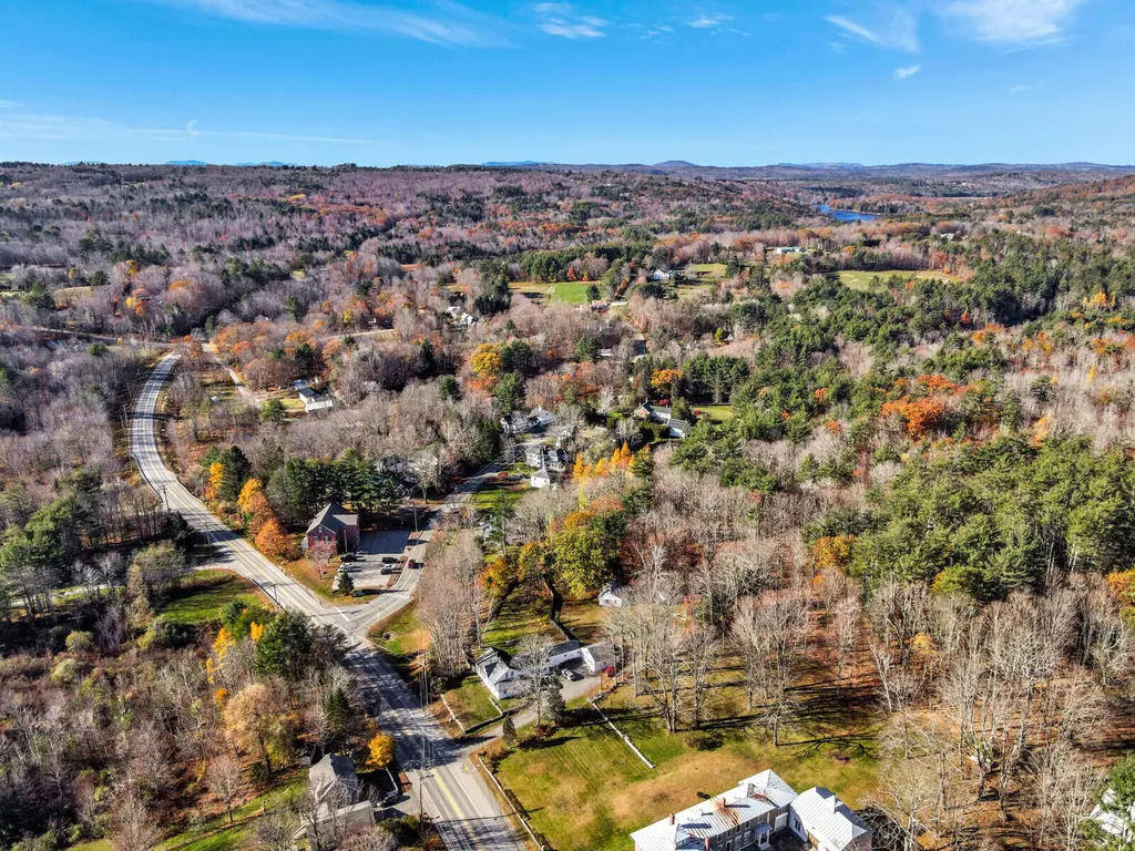 11 Old Kents Hill Road Readfield ME 04355