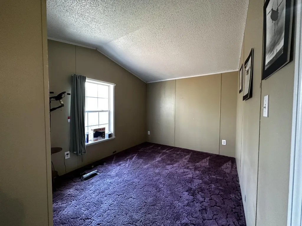 1143 North Street Harrington ME 04643