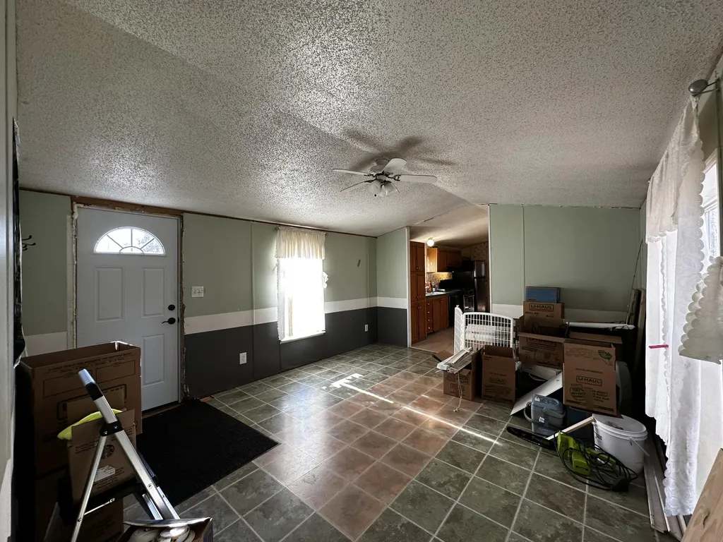 1143 North Street Harrington ME 04643