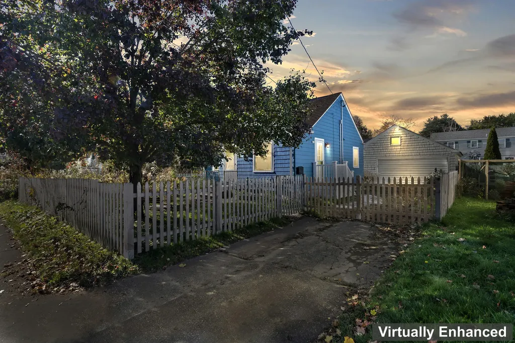 68 Edgeworth Avenue Portland ME 04103