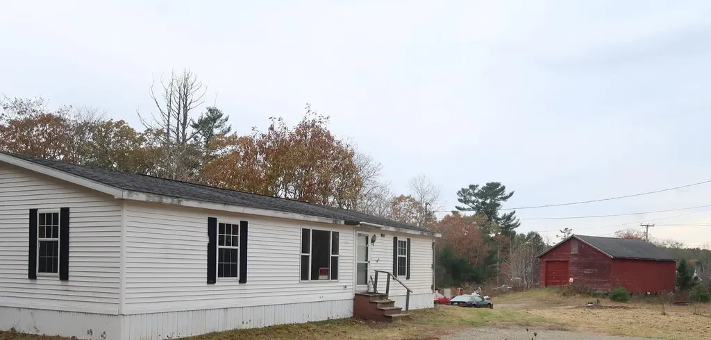 115 Cross Street Waldoboro ME 04572