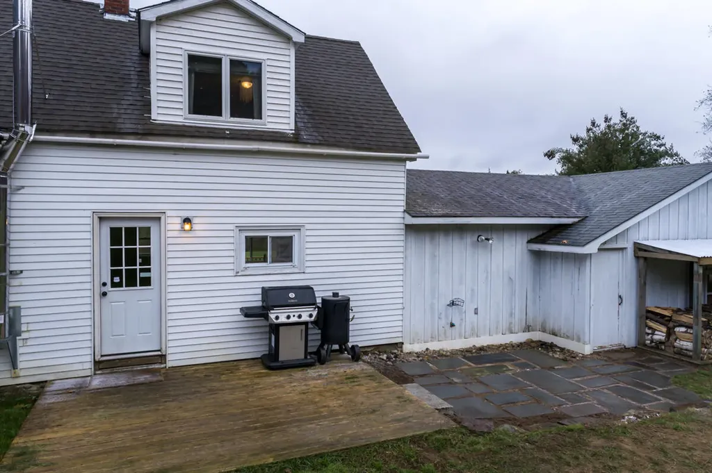 1104 Litchfield Road Sabattus ME 04280