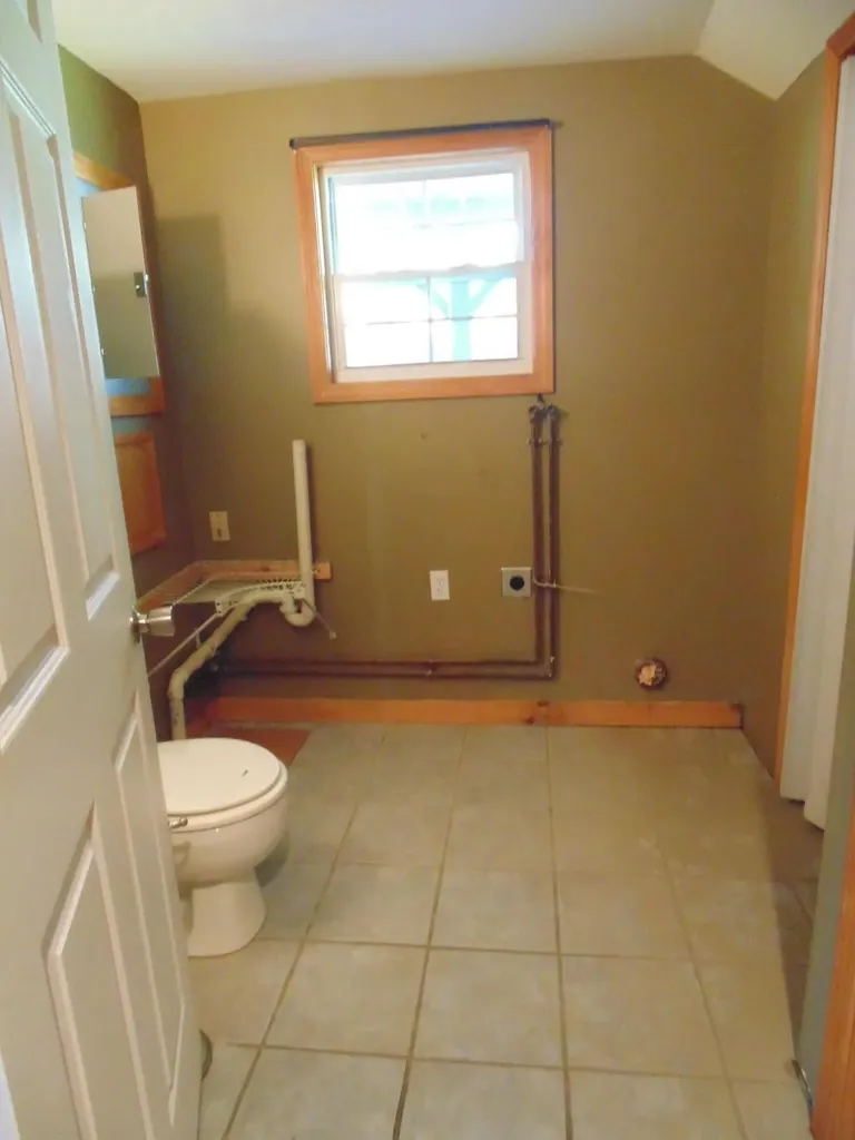 169 Thornton Road Bangor ME 04401