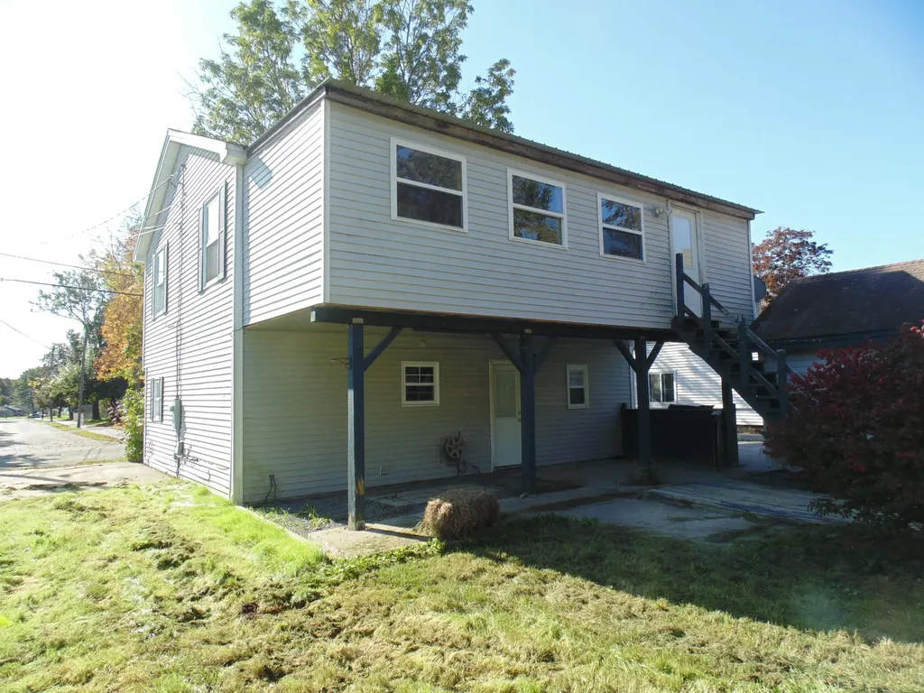 169 Thornton Road Bangor ME 04401