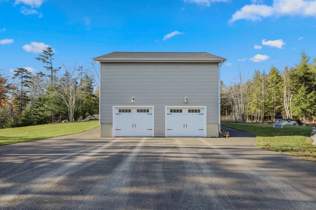 30 Cottage Shore Drive Holden ME 04429