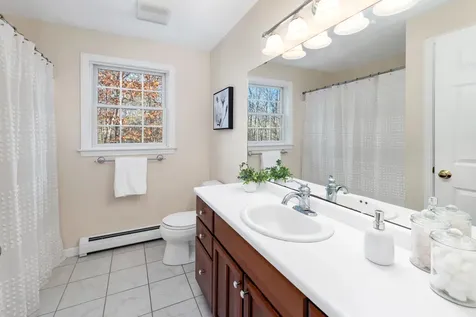 32 Heritage Drive Berwick ME 03901