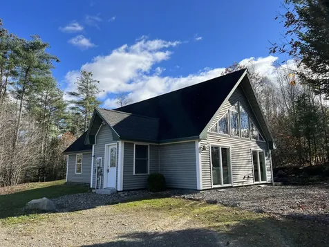 211 Hunts Meadow Road Pittston ME 04345