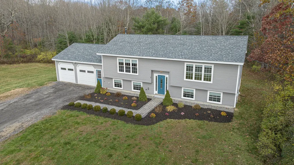 7 Mic Mac Lane Windham ME 04062