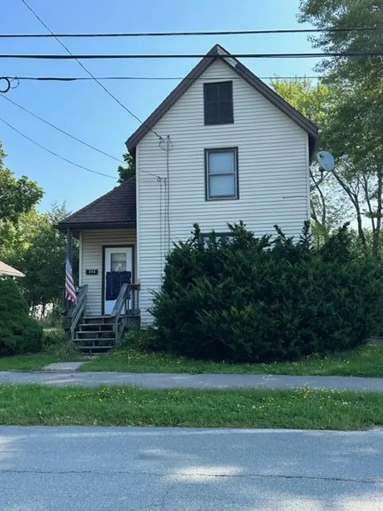 223 Palm Street Bangor ME 04401